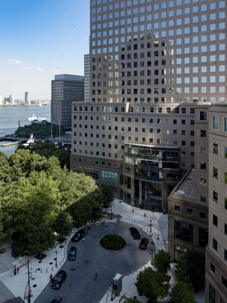 DRW HVAC installation contractor for a commercial project in NYC | Henick-Lane